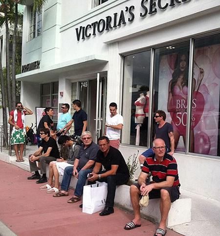 解構「女人要男人陪Shopping」的4大原因