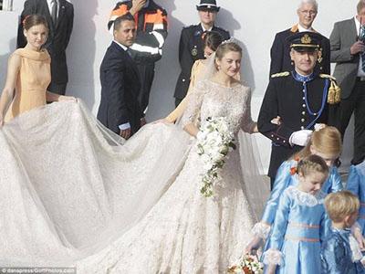 時尚婚紗大集結 猜猜天王嫂昆凌可能會穿上嫁衣 時尚婚紗大集結 猜猜天王嫂昆凌可能會穿上嫁衣