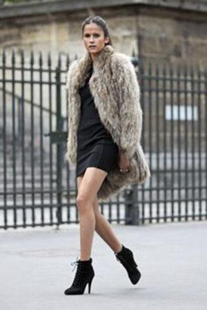 造型師親授：出席冬季婚禮穿搭技巧