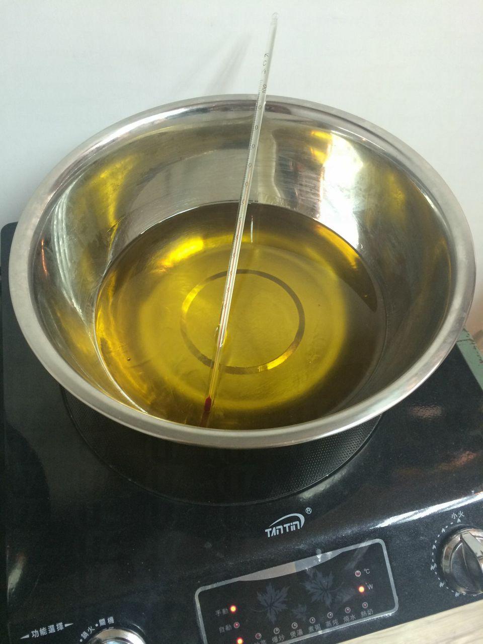DIY敏感肌護膚品：金盞花手工皂