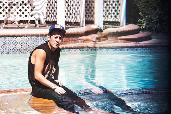 CLOT 與The Hundred 是中國及美國街牌代表，是次聯手推出系列的靈感是結合著代表兩個國家的元素，如國家代表的顏色紅白藍、國旗的紅色星星、動物如鷹及老虎等、加上80年代服飾，如條紋及rock & roll元素。The Hundreds X CLOT系列有多款型格帽、print tee、背心、恤衫、短褲、牛仔背心外套及褲。