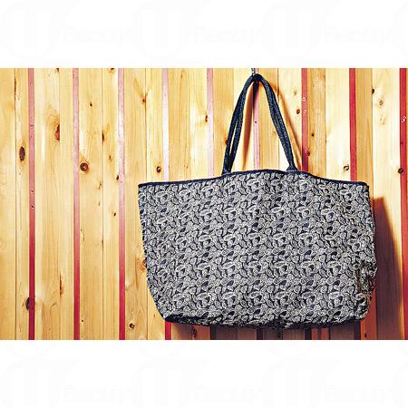  45R，誠然，不少用家均對品牌的定價偏貴略有微言，但今時今日在時裝工業牽涉到用人手逐一打造的產品，有哪一個逃得出定價高昂的一關