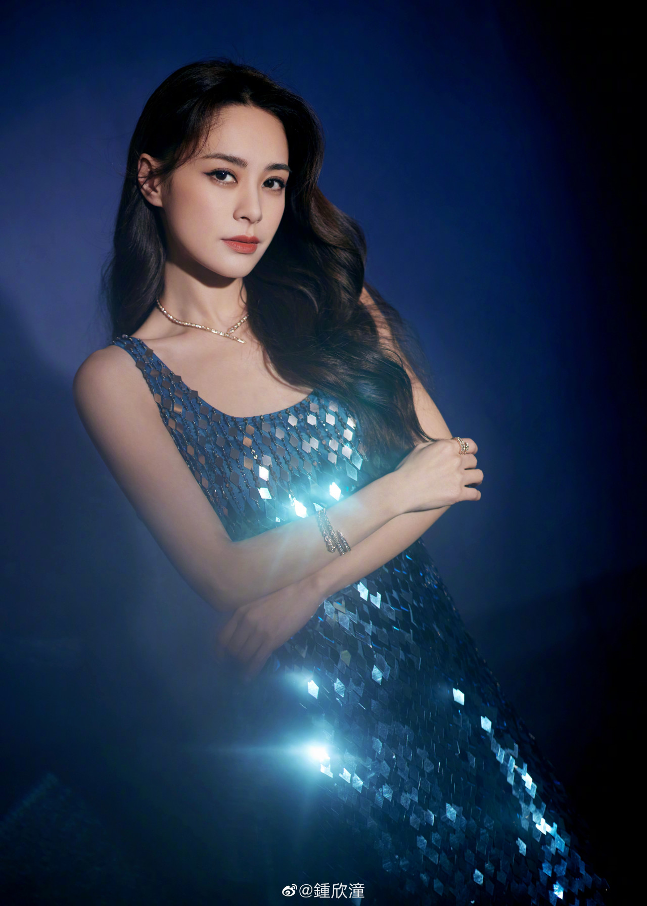 阿嬌曬最新造型超驚艷瞬登熱搜！零P圖紅地毯照曝光！被讚「靚到似美人魚」！