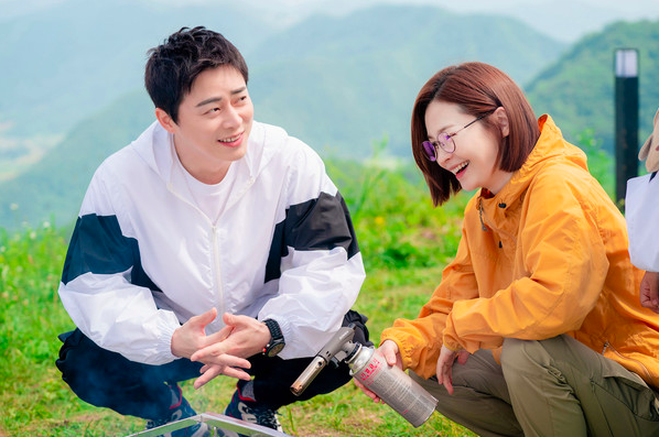 男友嫌辛苦拒陪露營！港女另約男伴遭反對兼侮辱！批男友「太廢」又小氣！