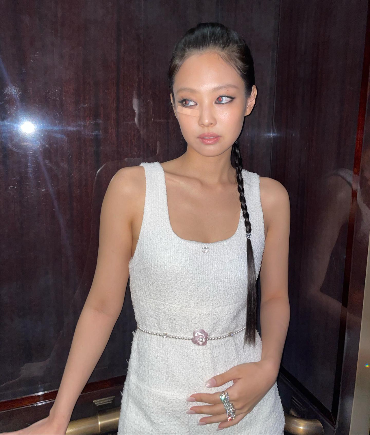 巴黎時裝週｜Jennie朴敘俊罕見同框！17秒幕後片段瘋傳！OPPA一小舉動超暖心圈粉！