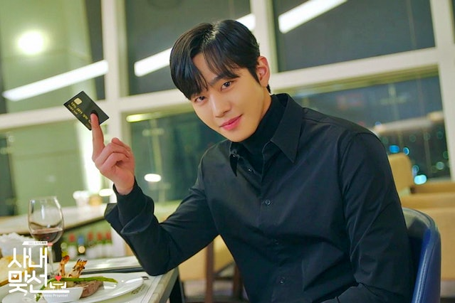 台女收前度「AA價目表」追討拍拖洗費！$10車費、暖包、表白花！網民高呼「大開眼界」！