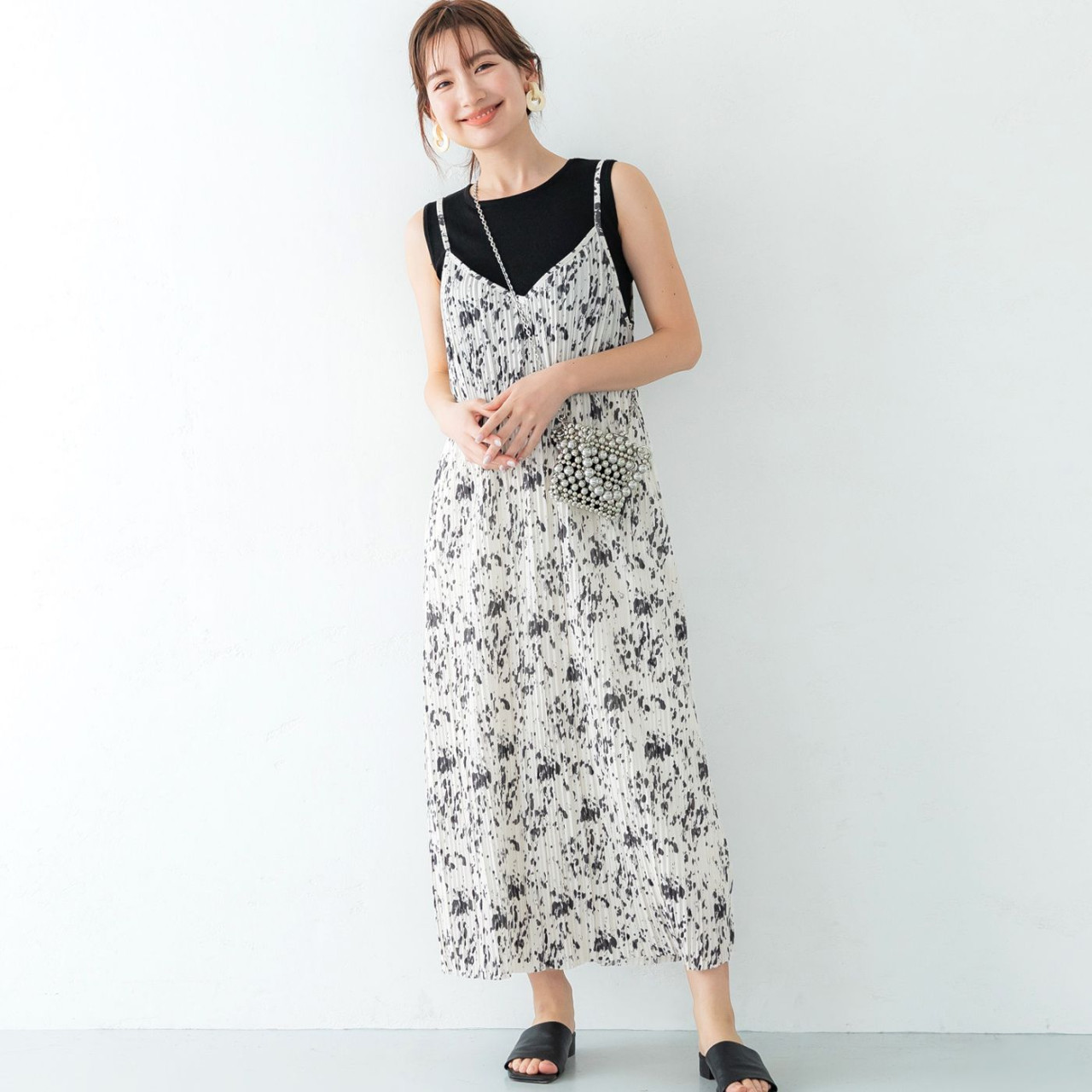 日系女生春夏轉季穿搭提案！百搭日系T恤低至HK$80！必入手透膚薄紗內搭！