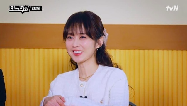 42歲張娜拉齊瀏海造型激似少女！出道22年「最強童顏」美貌零差別！親授零皺紋按摩手法！