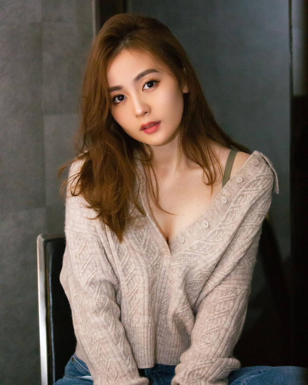 31歲李蘊罕有著三點式曬S形身材！超蓮姊妹團中最搶鏡！網民激讚仍像少女！