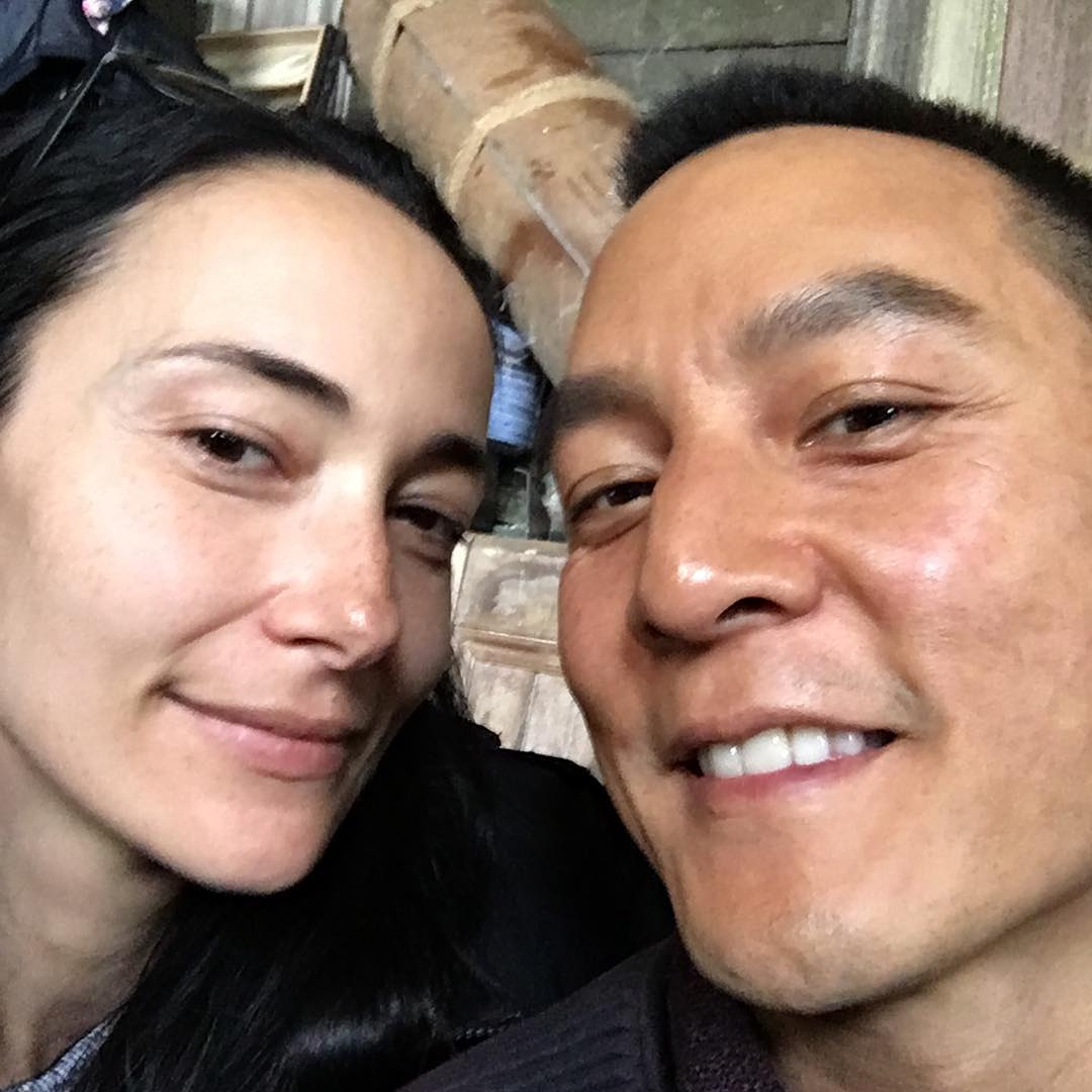 吳彥祖與9歲混血女兒遊日本被捕獲！遺傳媽媽Lisa S.超模身材！五官深邃越大越靚！