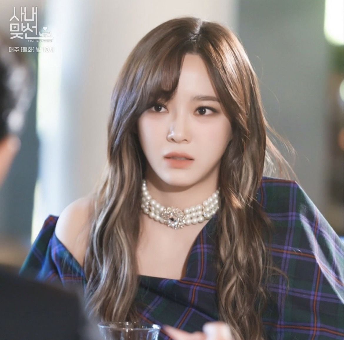 外藉女同事一句英文惹誤會！「XXXX me！」港男險釀職場性騷擾！