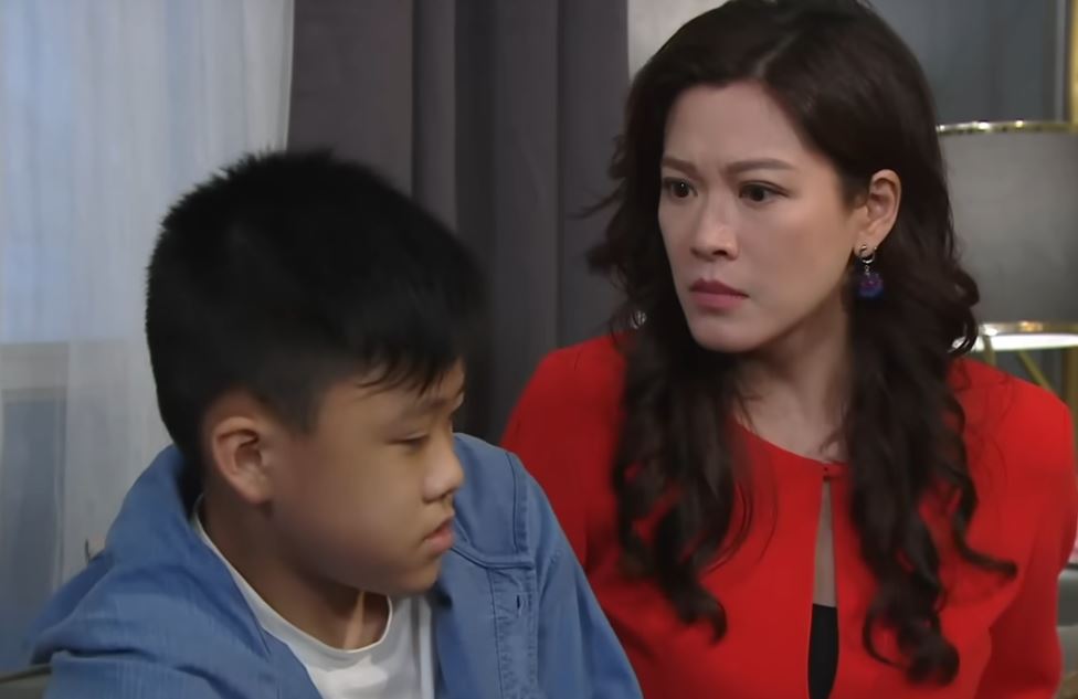 8種肢體語言一秒睇穿對方講大話！「呢個小動作」代表怕被揭穿