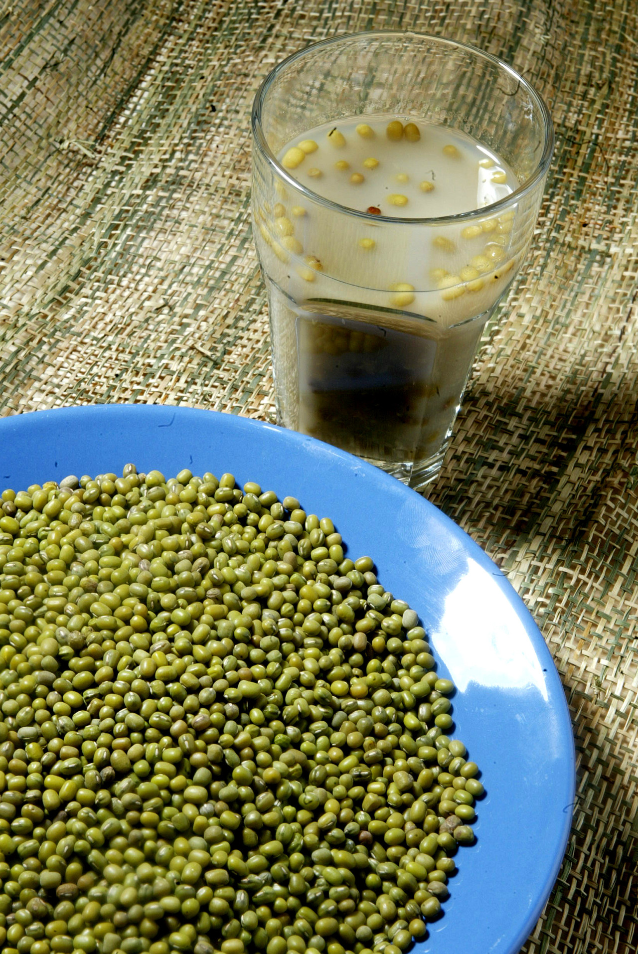 3款超簡單天然消水腫「神水」！女星大推 輕鬆去虛胖+水腫　