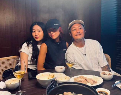 陳奕迅18歲女兒康堤正面照曝光！中分黑髮超有氣質！遺傳媽媽模特兒基因！