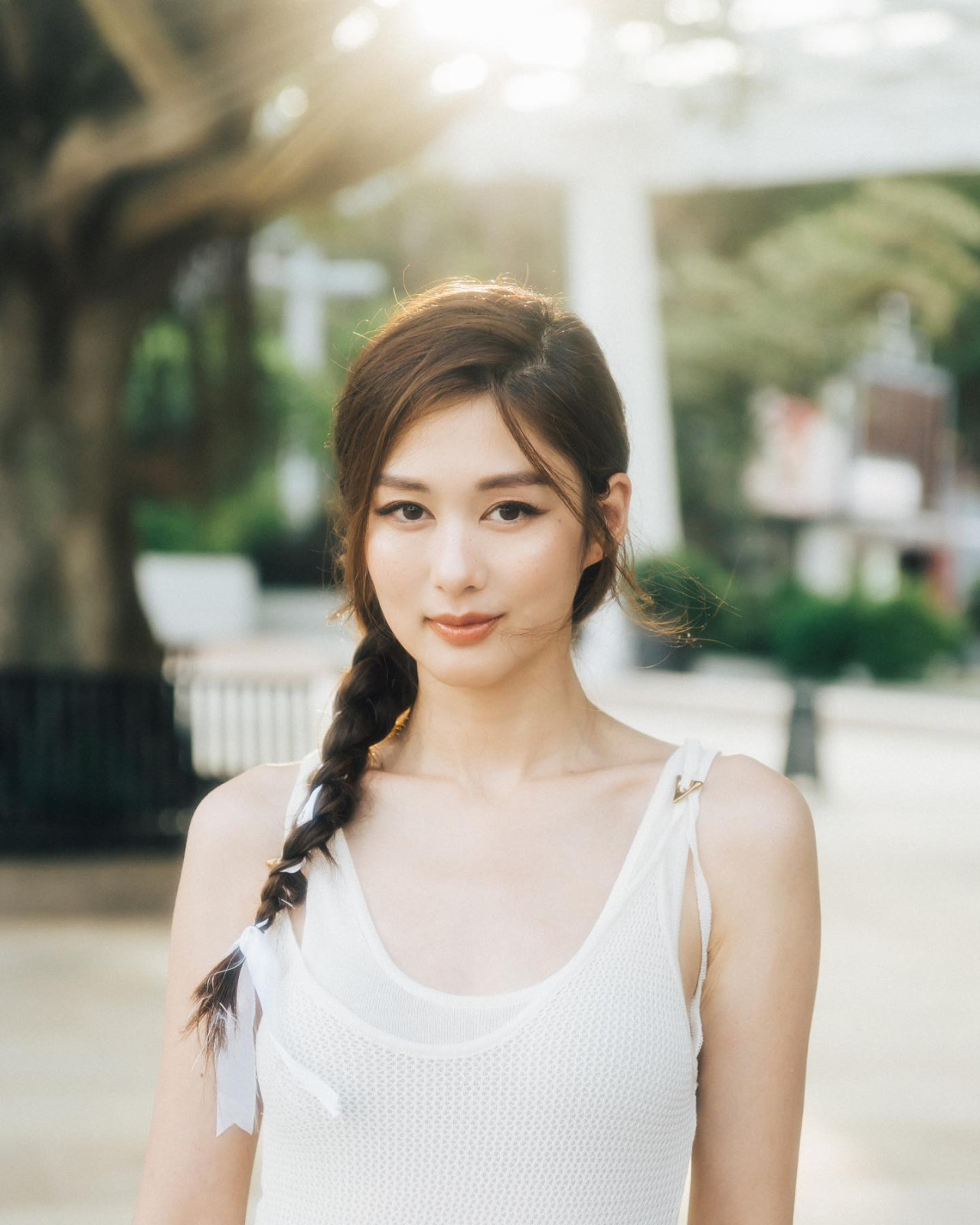 38歲岑麗香被網民質疑容貌進化！雙眼皮變深邃！眼距愈來愈近疑動刀？