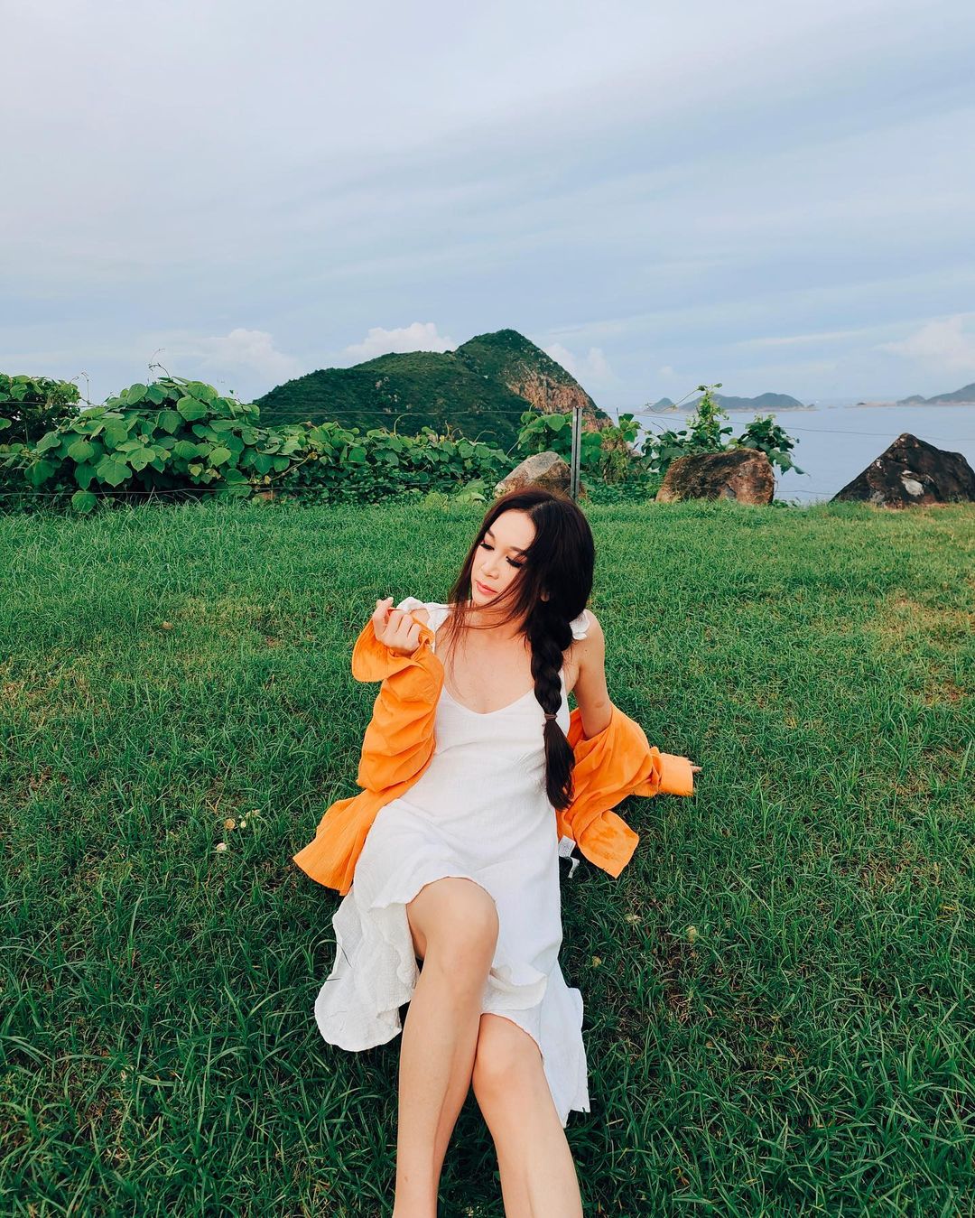 溫碧霞迎57歲生日曬性感水着照！三點式泳衣上陣！緊緻身材仍像少女！