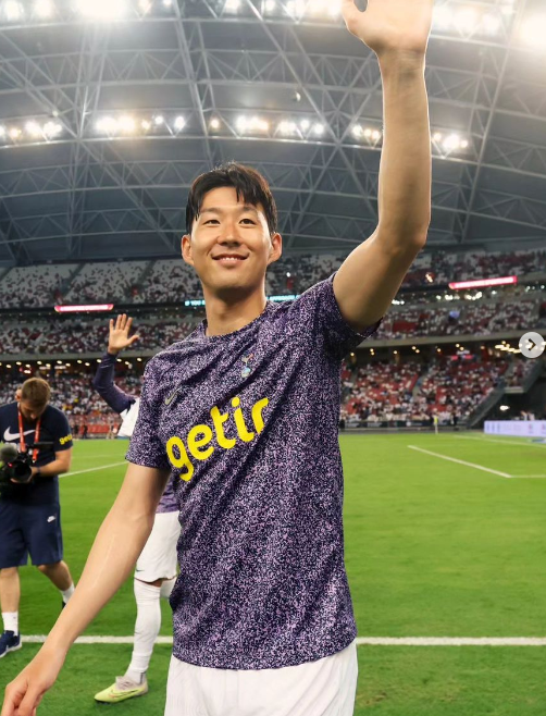 BLACKPINK Jisoo、安普賢緋聞史回顧！ Jisoo曾疑戀上韓國國腳？安普賢理想型條件大公開！