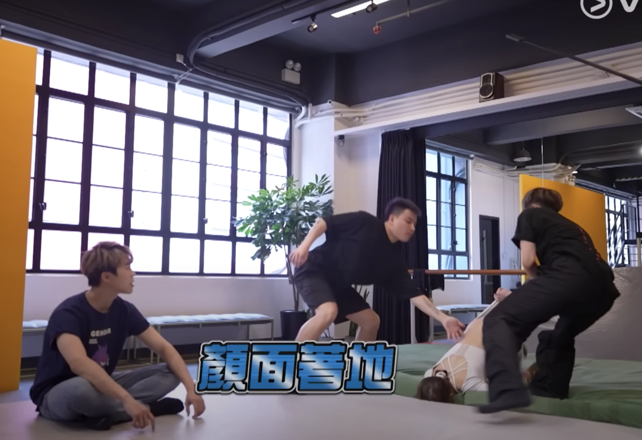 許寶恆Alice挑戰後空翻疑遭「鹹豬手」！網民狠批教練故意「抽水」：點會咁扶！