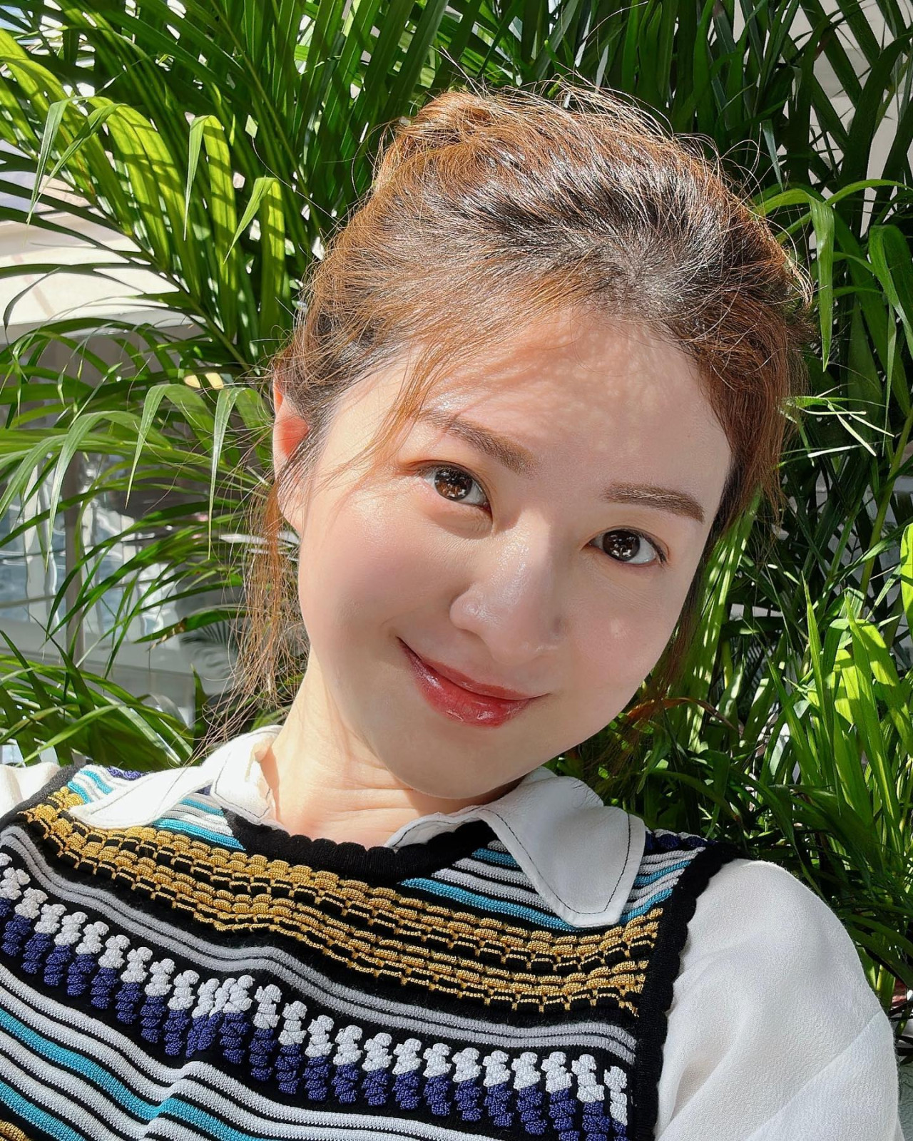 徐淑敏大搞白色主題豪華派對！吊帶低胸裙艷壓全場！陳自瑤低調打扮超搶鏡！