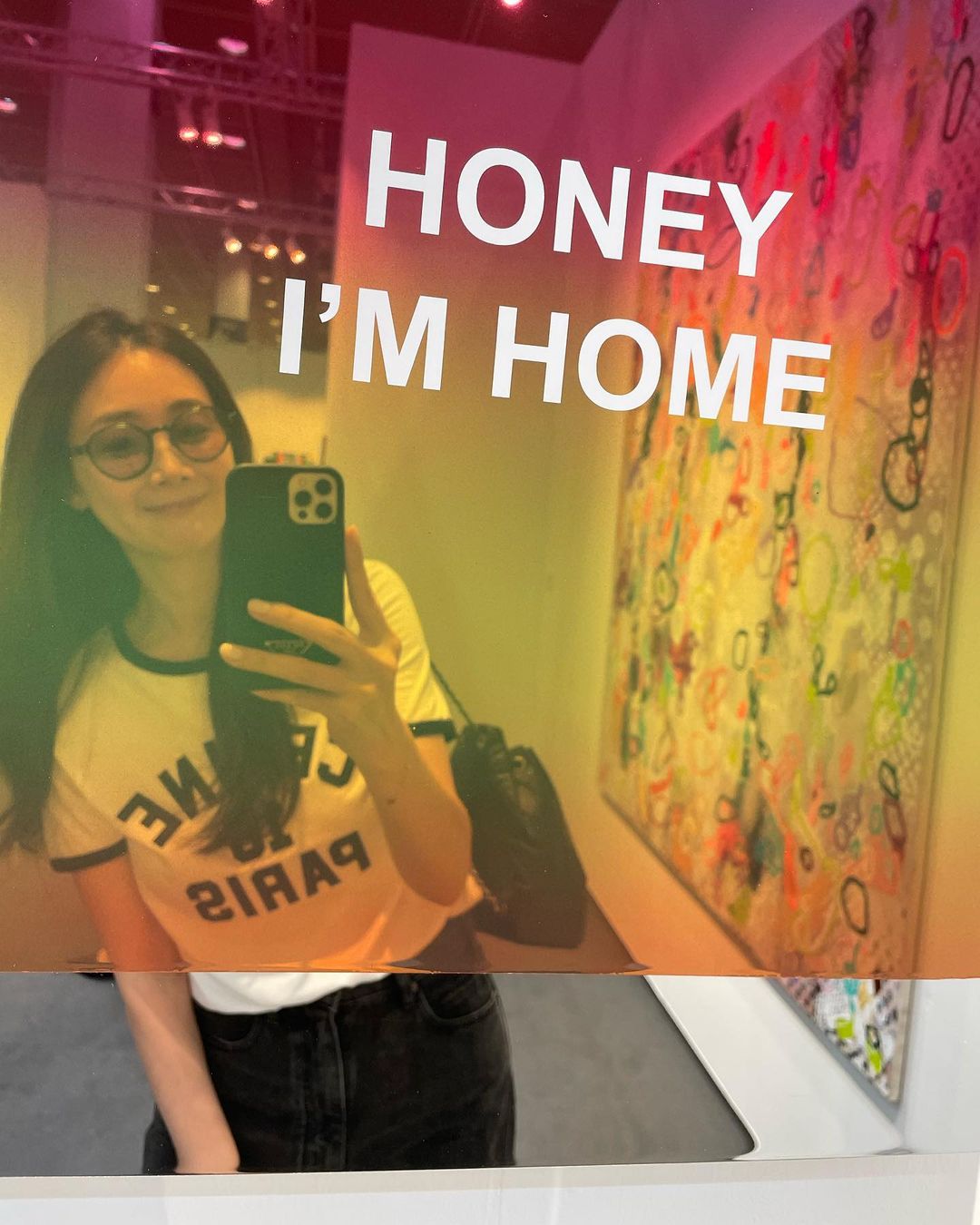 47歲崔智友分享超減齡造型新照！日常隨性穿搭活像一名少女！