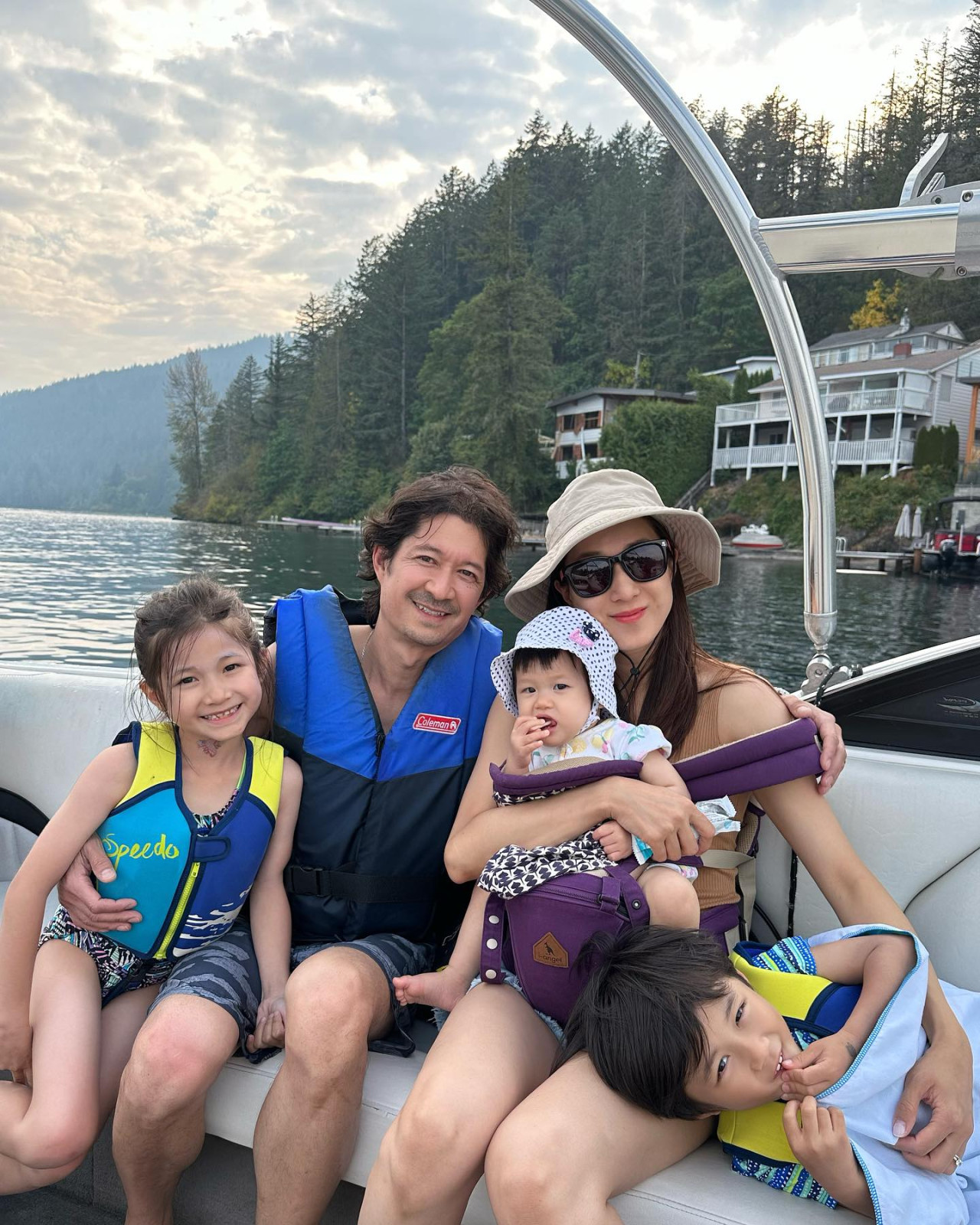 鍾嘉欣5歲囝囝Jared暴風成長！遺傳父母優良基因！英俊瀟灑陽光男孩！