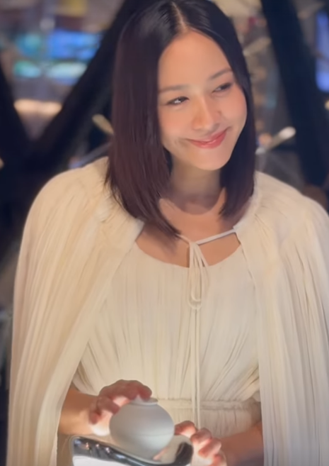 林嘉欣首談離婚 | 與袁劍偉結束12年婚姻不涉金錢糾紛！大讚兩女兒堅強！