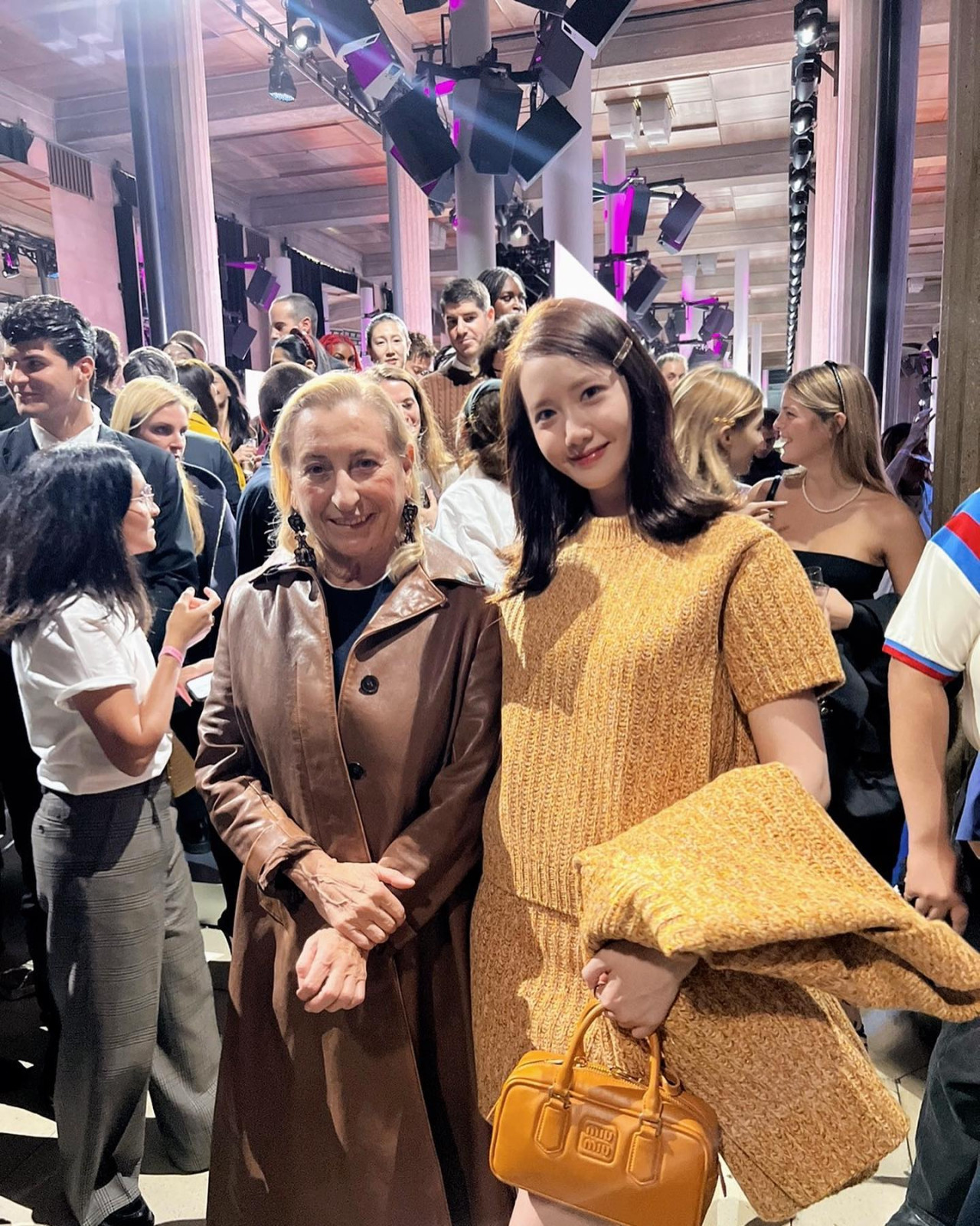 33歲潤娥無濾鏡生圖曝光！驚現浮粉、老態！網友：顏值大崩壞！