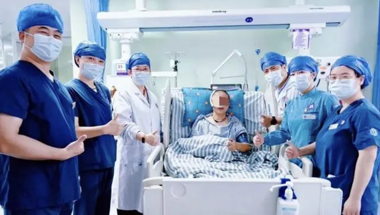 女子染髮後4小時突然昏倒！入ICU靠呼氣機維持呼吸！醫生提醒「這一類人」應警惕！