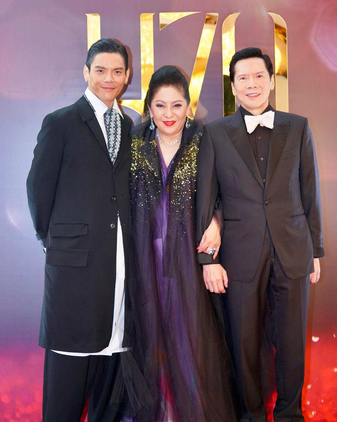 向太陳嵐當年美貌不輸關之琳！讓向華強又敬又愛43年！