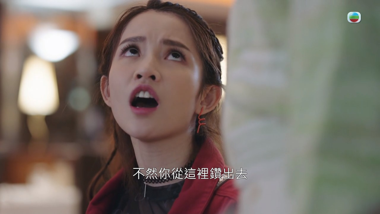 新聞女王｜陳若思首次入劇組演猖狂MK妹即獲讚！20年落選港姐入行！擁隱藏級好身材！