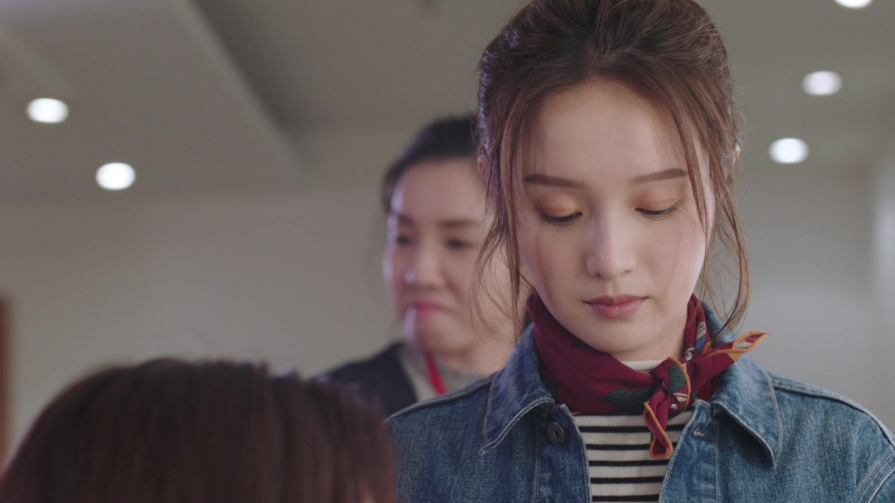 新聞女王｜鄺潔楹全素顏淡妝客串演出！挑戰高難度神經質角色！