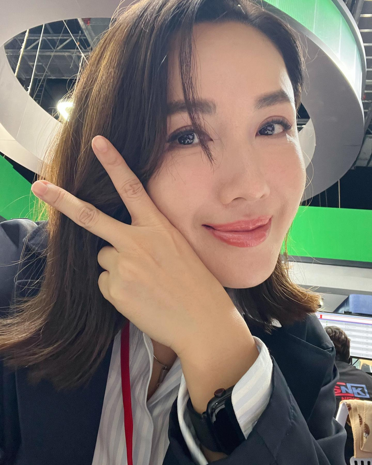 李施嬅路人鏡頭下慘變五五身！生圖真實身材比例曝光！