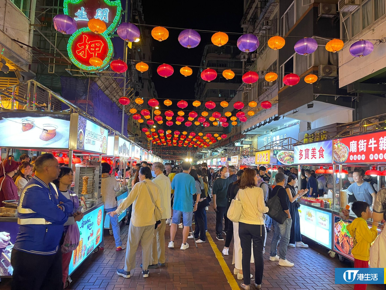 廟街夜市延長至今年12月!32檔美食攤檔 附廟街夜市開放時間/價錢/小食推介 | UHK 港生活