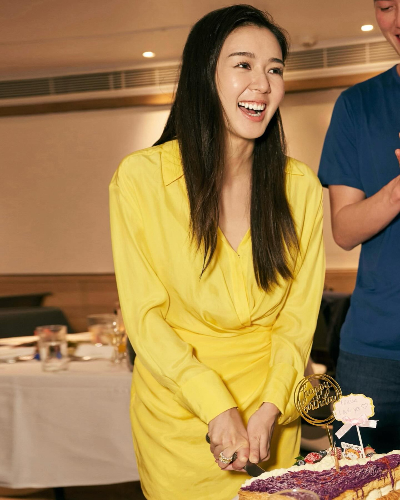 麥明詩認愛後首曬盛勁為合照！素顏馬尾激似中學生！