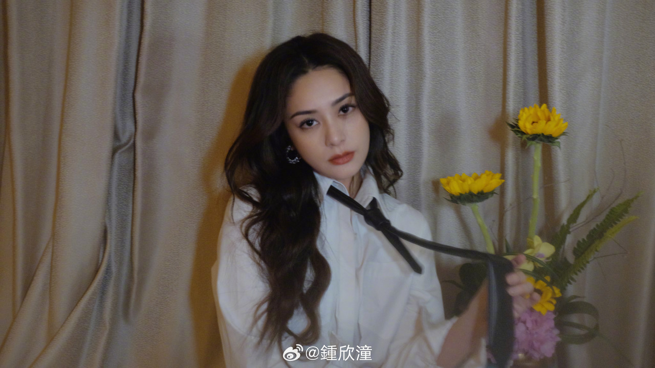 阿嬌激瘦後久違拍古裝劇！絕美造型曝光獲讚仙女！