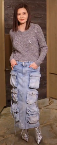 關之琳打扮慘被批奇醜無比！61歲凍齡樣貌曝光！