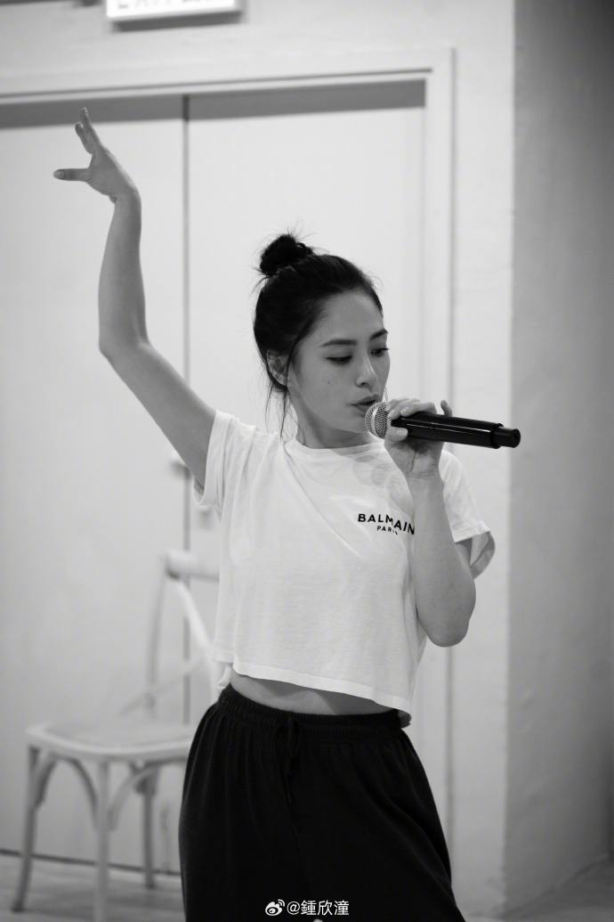 阿嬌鍾欣潼為演唱會極速減肥！最新激瘦身形曝光！