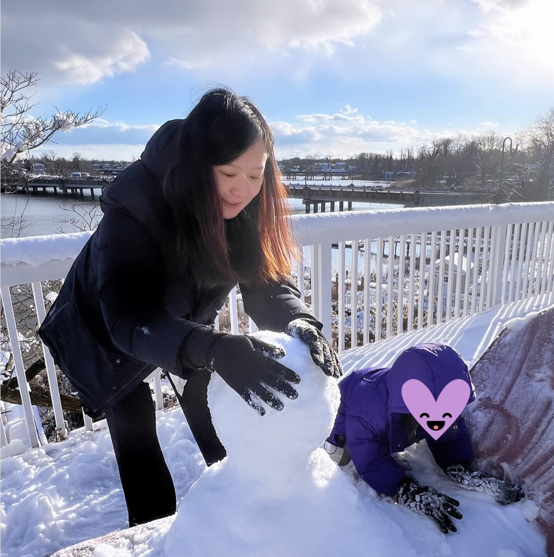 41歲陳法拉全素顏陪女女堆雪人！最真實狀態曝光獲讚母愛好偉大！