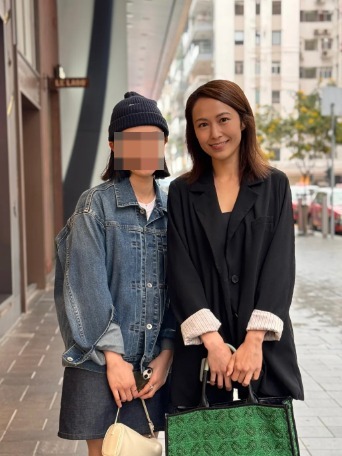 人妻湯怡街頭被野生捕獲！真實素顏樣被讚「簡直是女神！」