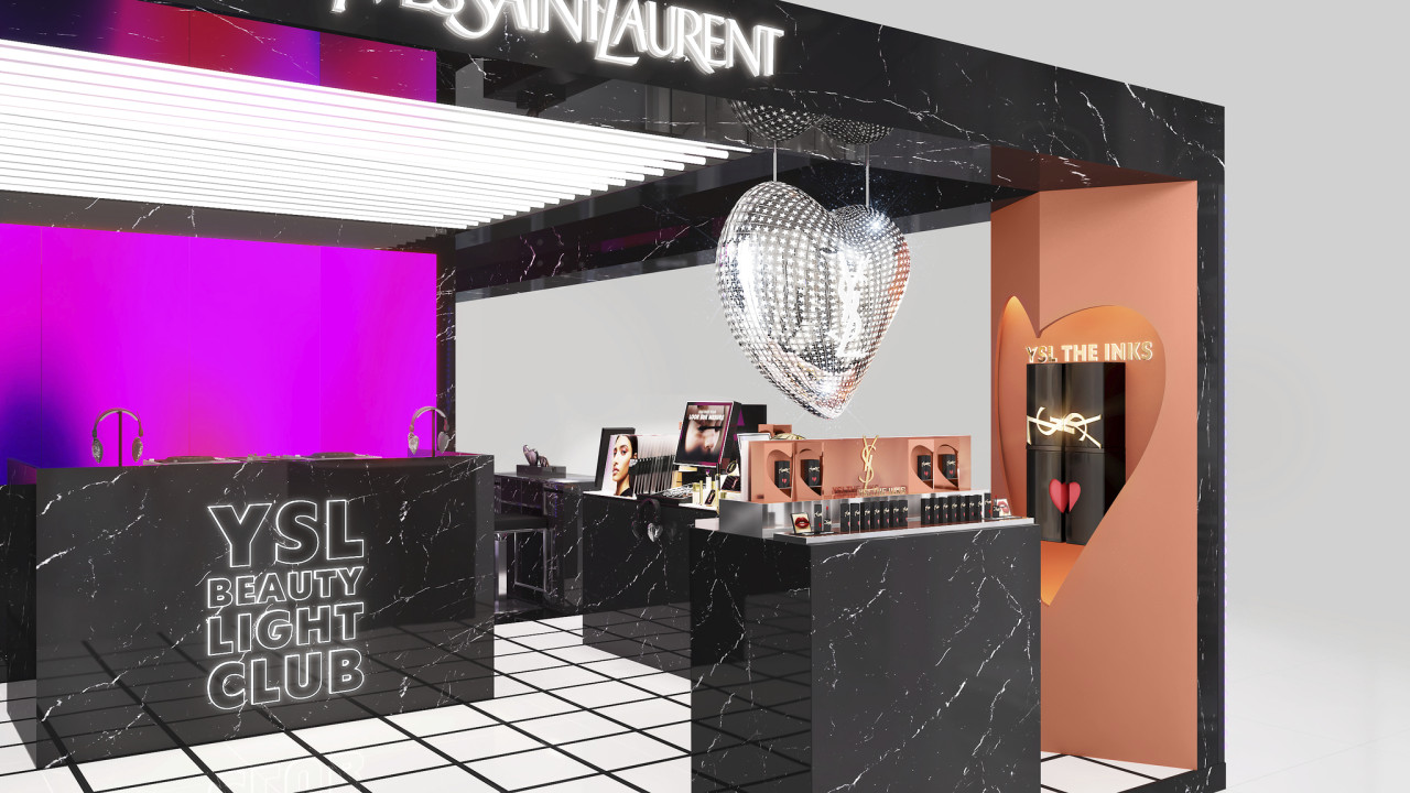 YSL BEAUTY LIGHT CLUB沉浸式美妝俱樂部登陸尖沙咀！互動遊戲/打卡位/新唇釉香水體驗