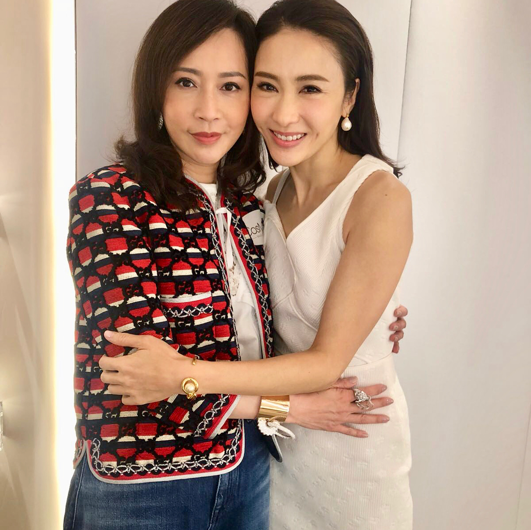 TVB台慶｜62歲顧紀筠回歸擔大旗主持TVB台慶！成為Hermès「狂粉」後自嘲似中毒