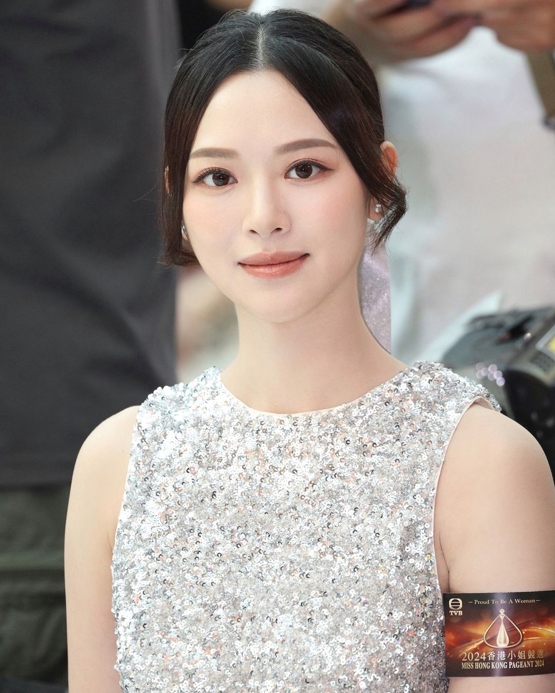 馮盈盈台慶撞衫蔡潔有比較有傷害？掀網民比較身材氣質憑一點分出高下！