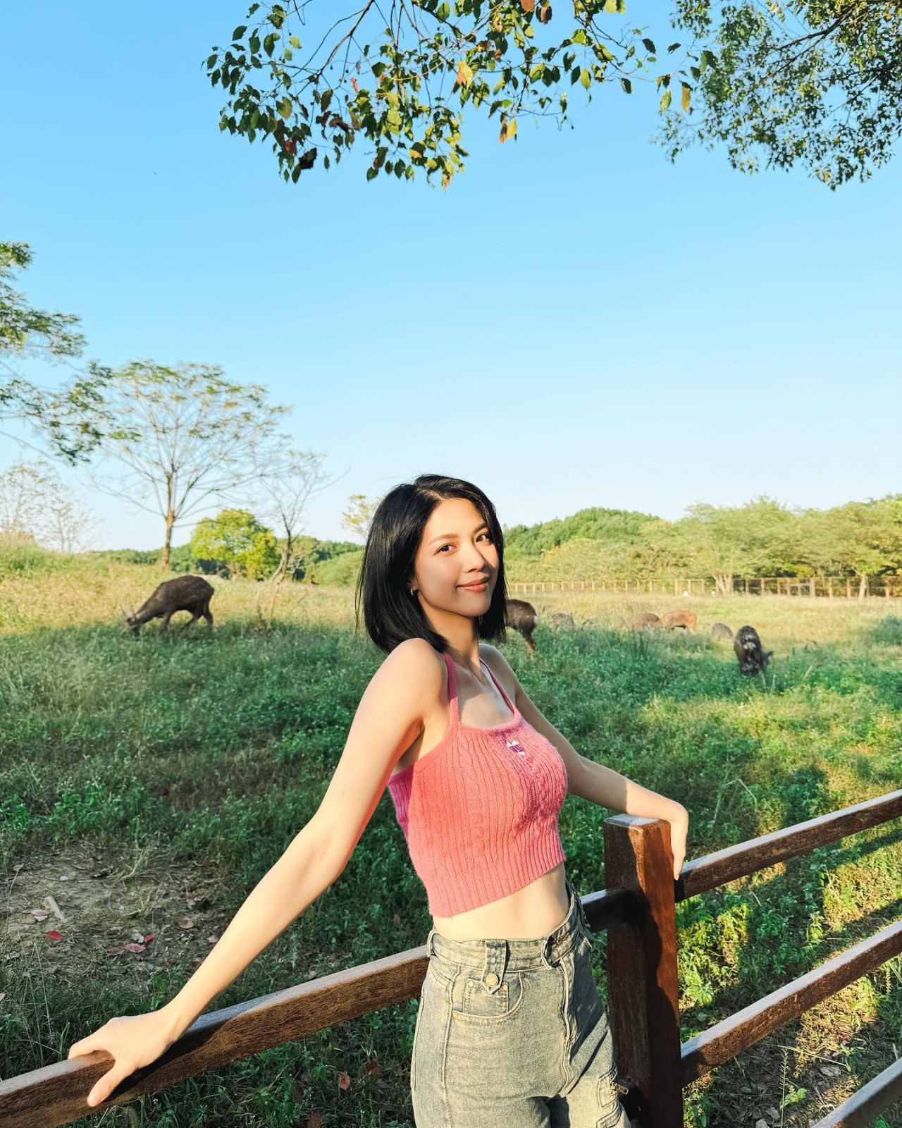 陳曉華鏤空晚裝險走光  側乳若隱若現身材惹火極養眼！？