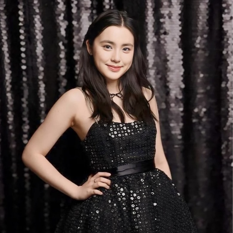 姚焯菲罕晒比堅尼照騷Fit爆身材！素顏上陣狀態極佳青春氣息滿滿！