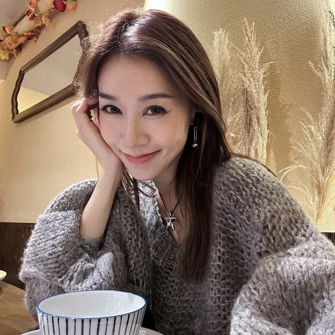 黃心妙無懼流言再晒火辣泳衣照！自拍騷堅挺上圍超越性感極限！