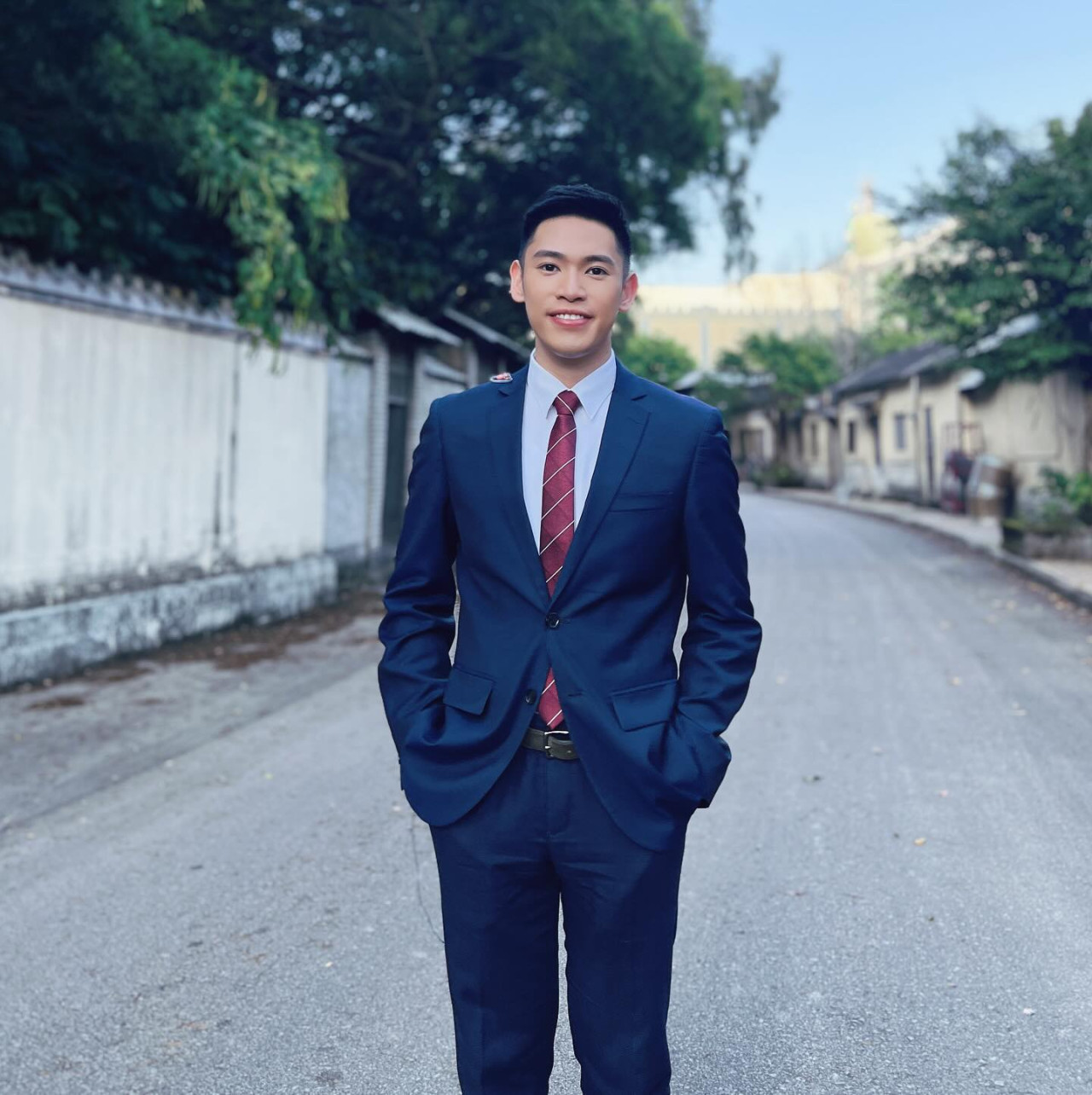 TVB新聞男主播容家耀直播突然落淚 鏡頭前兩行淚痕片段遭網民瘋傳 | UHK 港生活