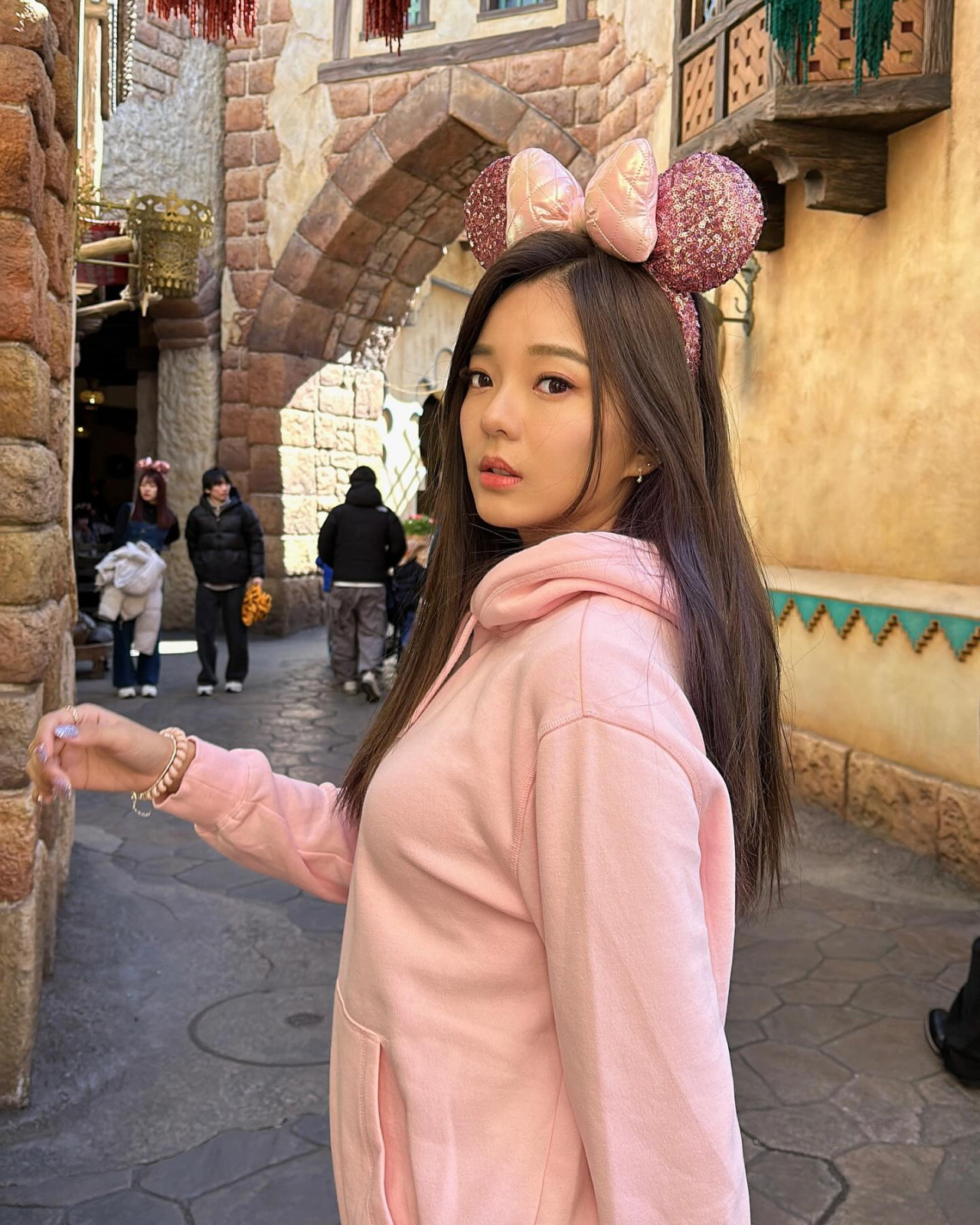 前華姐冠軍余思霆哥哥帥氣長相曝光！擁明亮大眼深邃輪廓印證強勁基因！