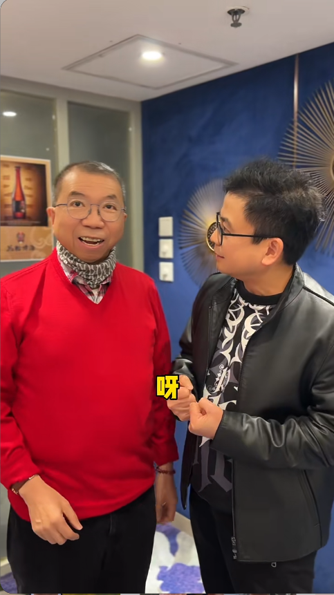 72歲李家仁醫生近況曝光！身形大縮水 搣甩圓臉差啲認唔到！預告即將出新歌撐香港！ | UHK 港生活