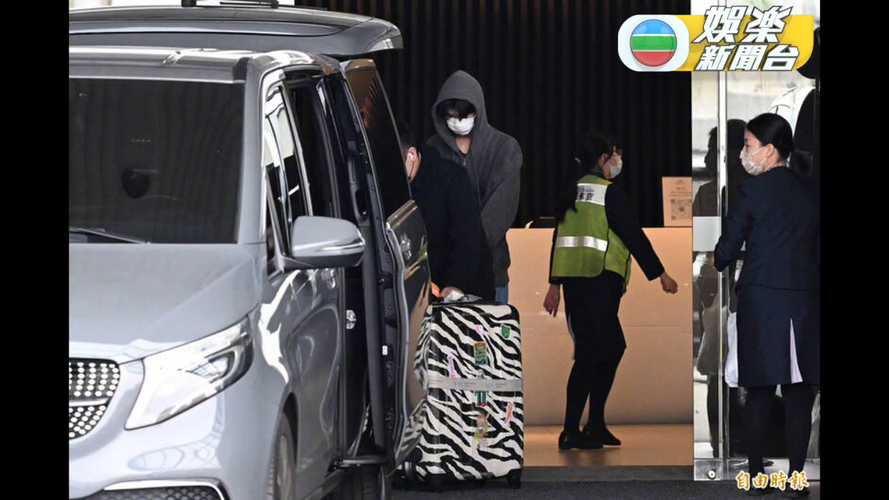 大S離世｜小S以淚洗面精神狀況惹擔憂 大S骨灰放在家中原因曝光