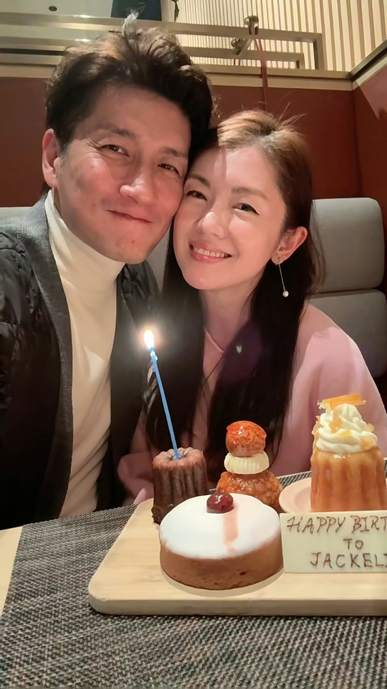 前港姐近照曝光被指似「殭屍」！？ 失婚後再嫁愛回家男星被寵上天！